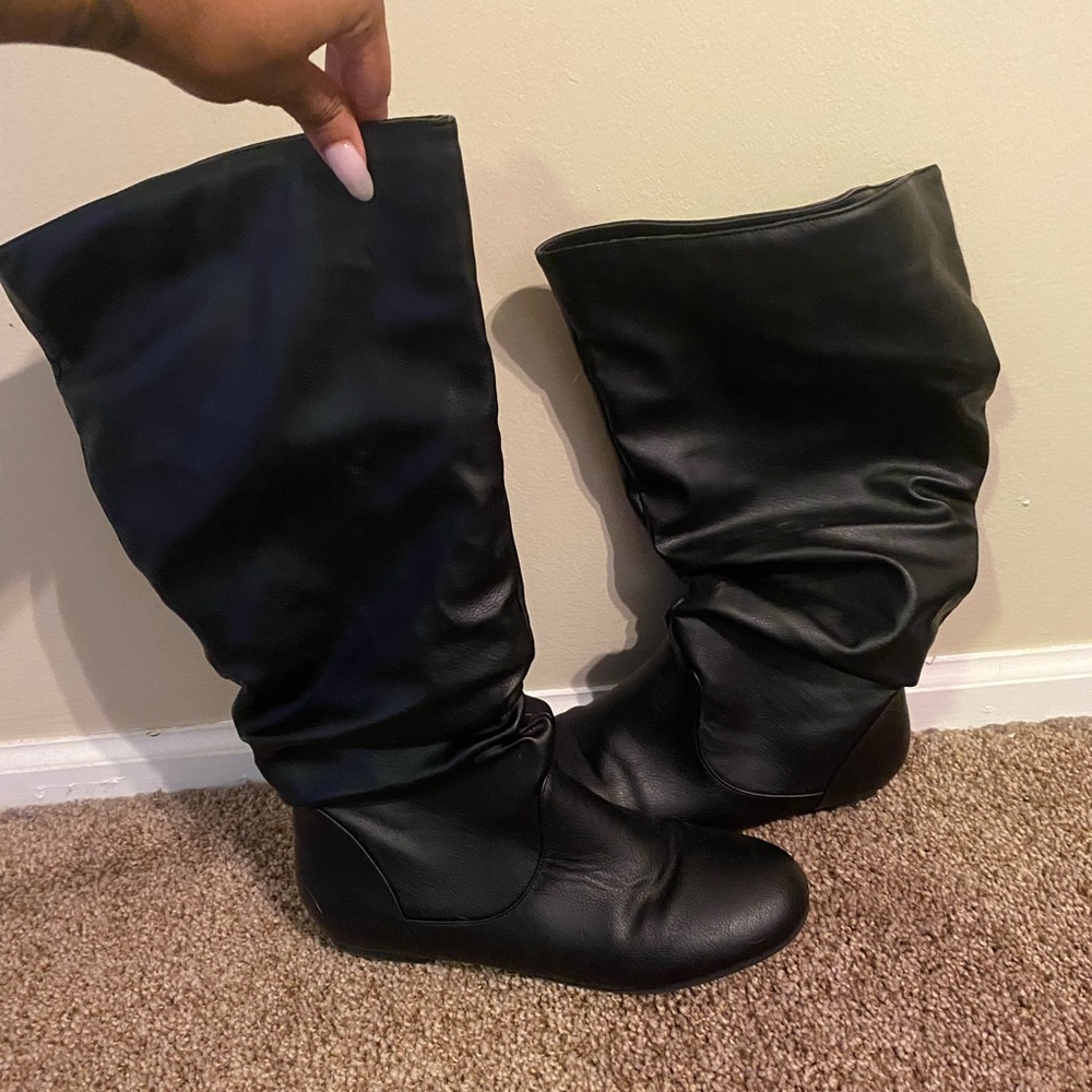 Black boots